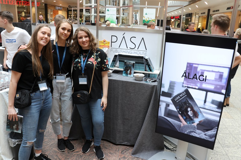 Vörumessa Ungra frumkvöðla í Smáralind - mynd