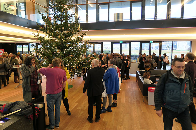 Margt var um manninn á málþinginu. - mynd